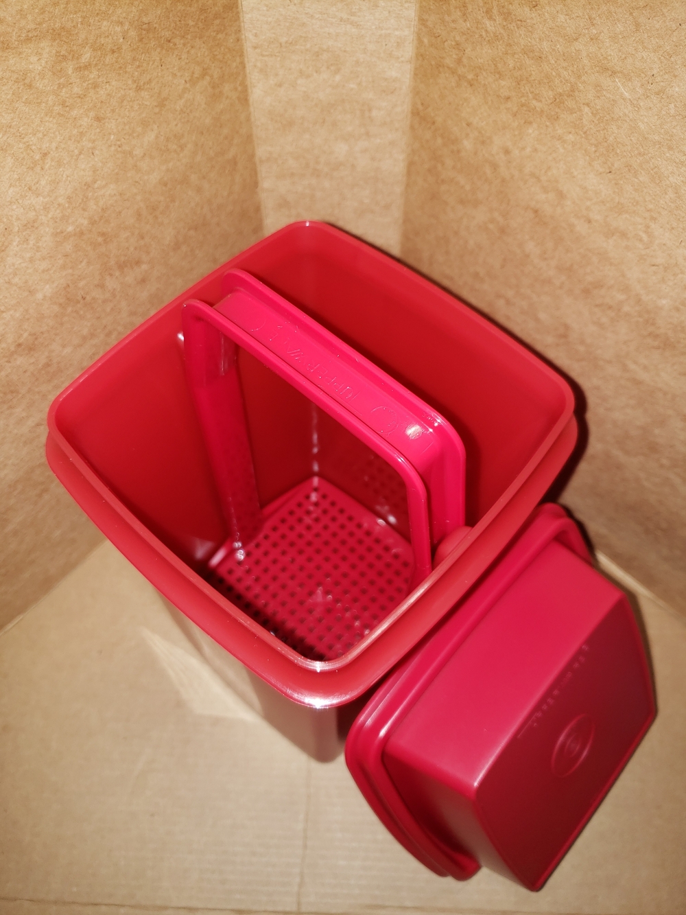 Tupperware 2L Picadilly - Picture 2 of 4